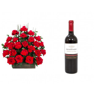 Arranjo de Flores Eu te amo + Vinho Concha Y Toro