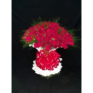 Especial - Arranjo com 200 Rosas Vermelhas